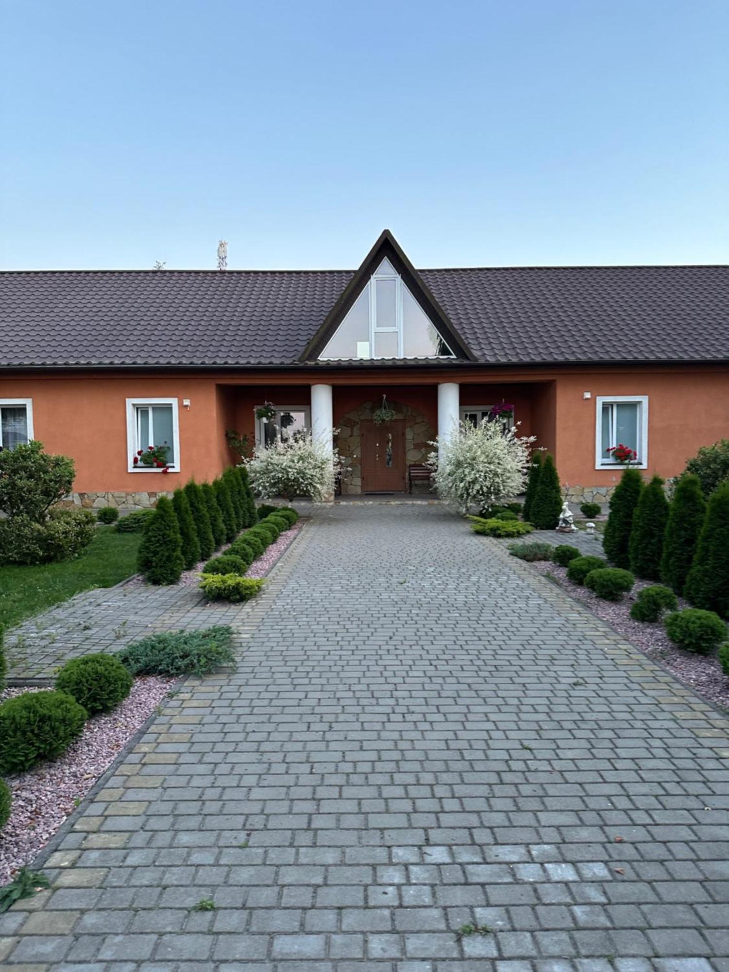 Лукі Villa Svityaz' Exterior photo